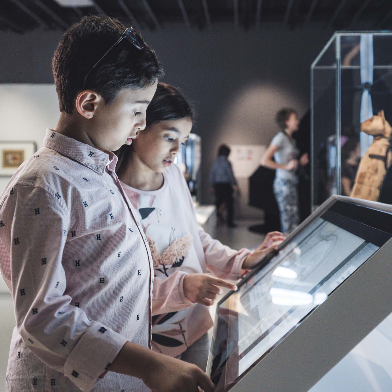 Creating a Children's Museum, Exhibition Animals, between real and imaginary, Visitor experience, Learning, innovative mediation tools