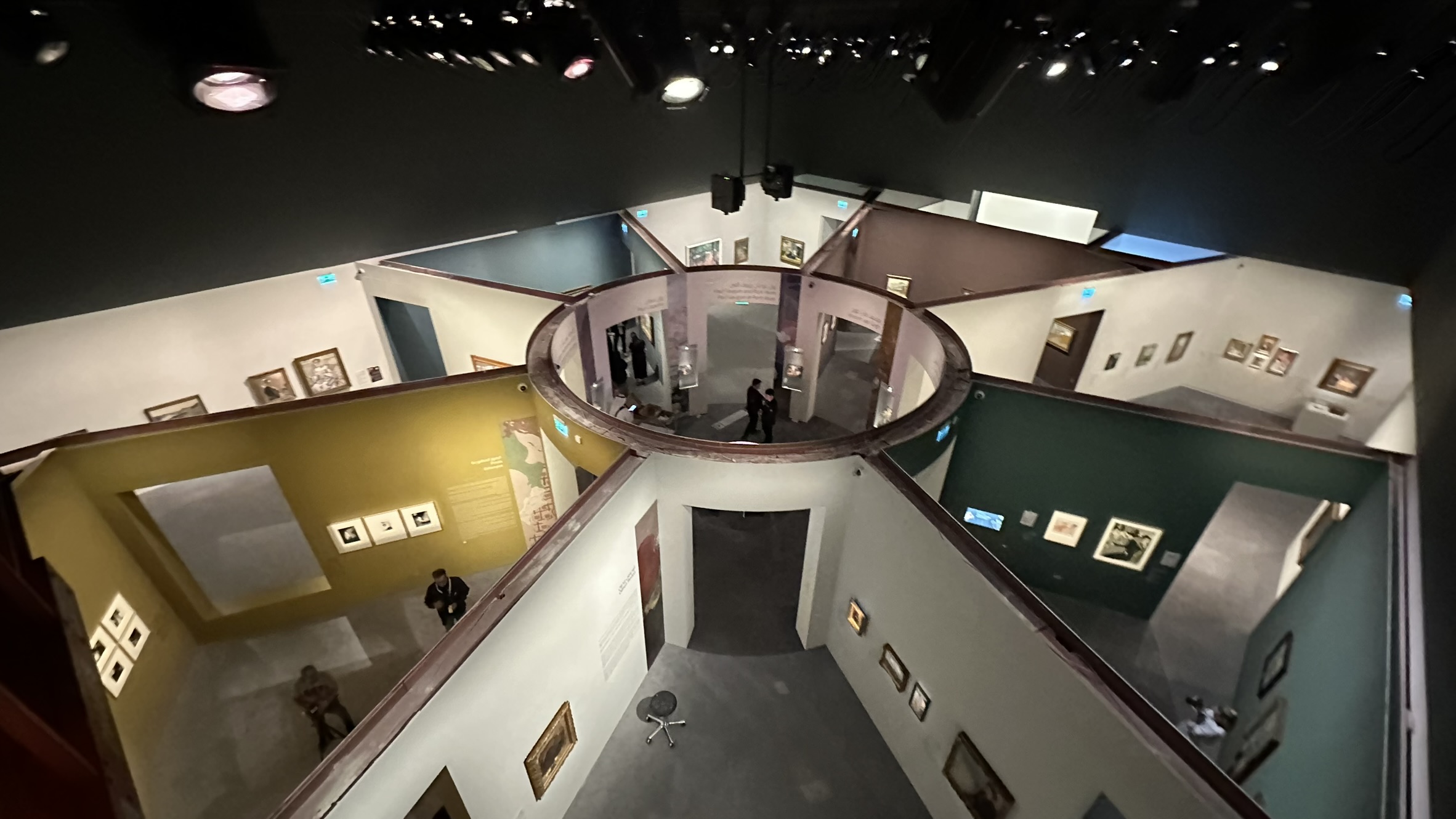 Vue de la scénographie