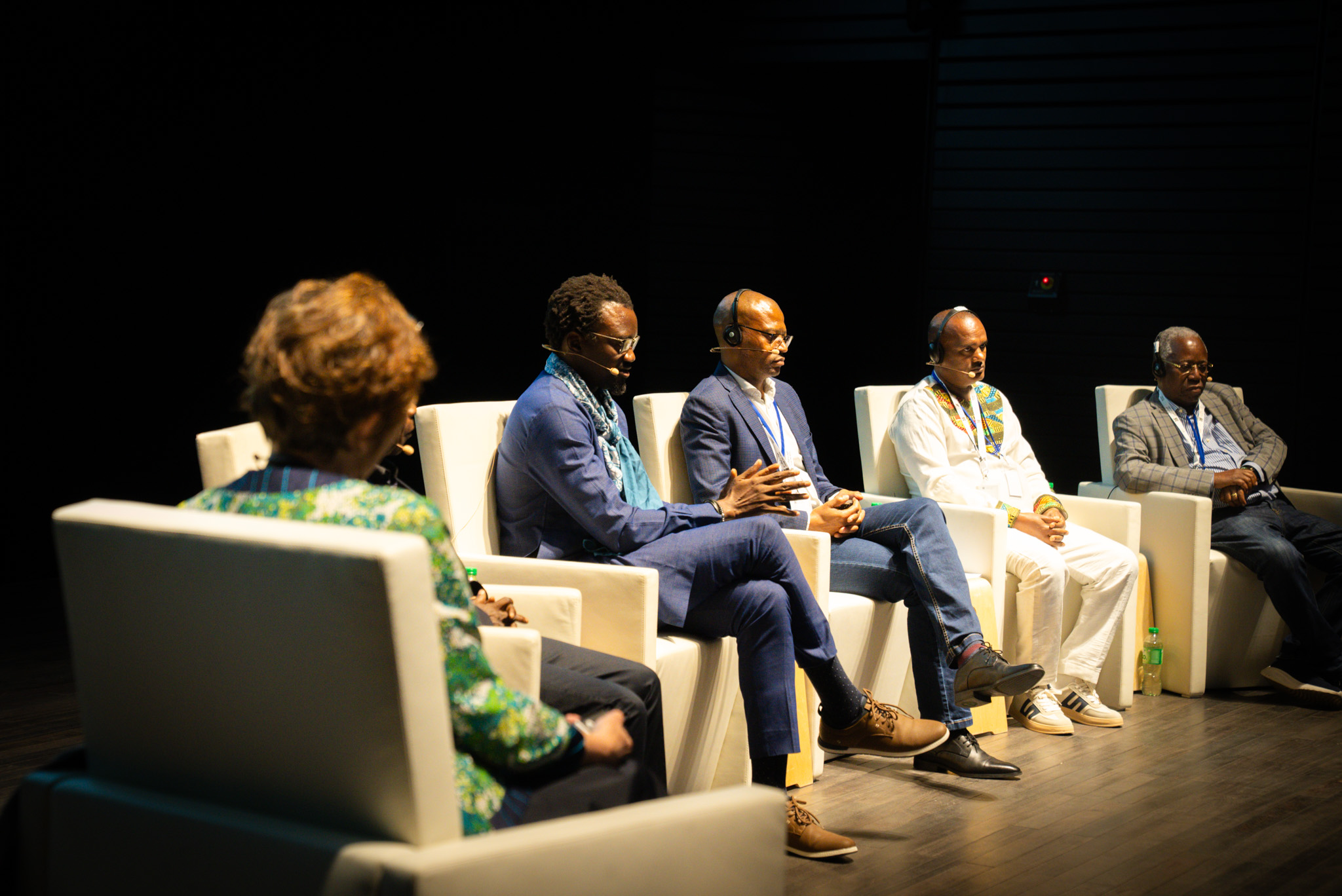 Roundtable on changing narratives as part of the 3 days symposium African museums Today and Tomorrow organised at Louvre Abu Dhabi and produced by France Muséums